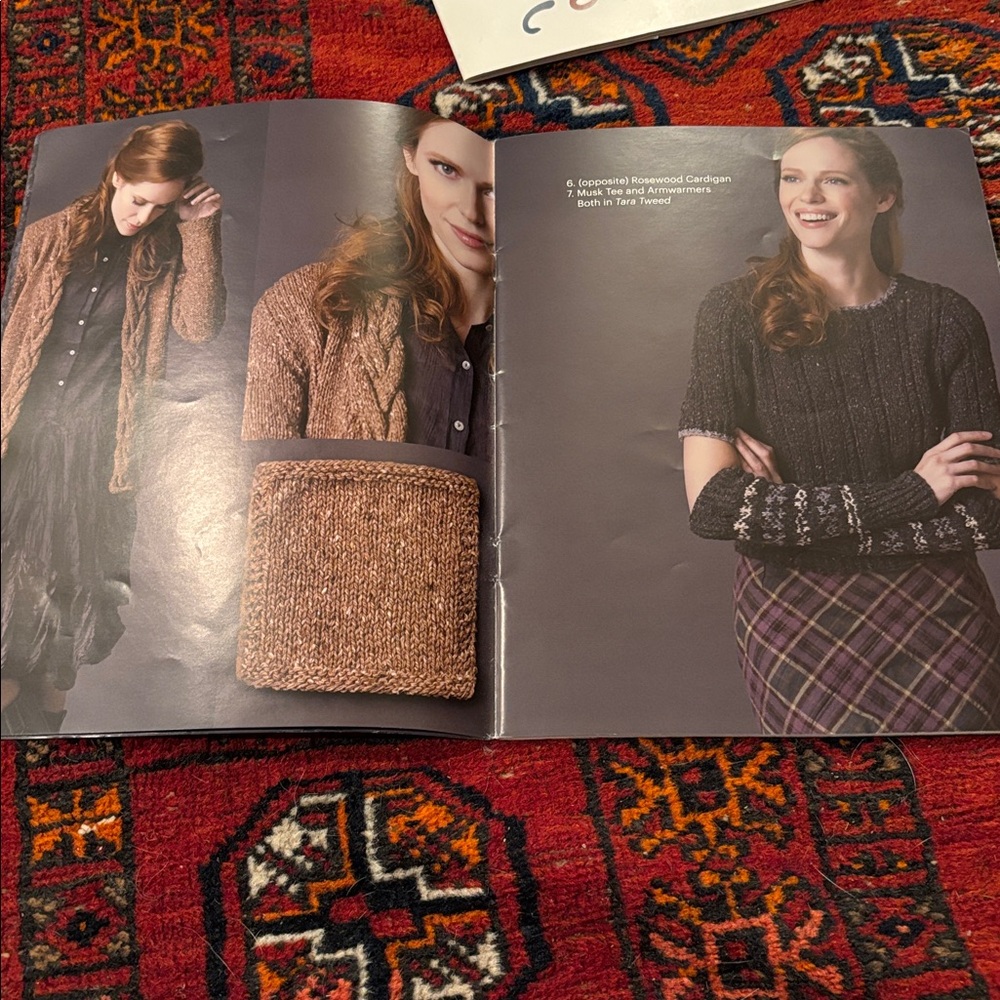 Four Knitting Pattern Books. - Picture 9 of 14